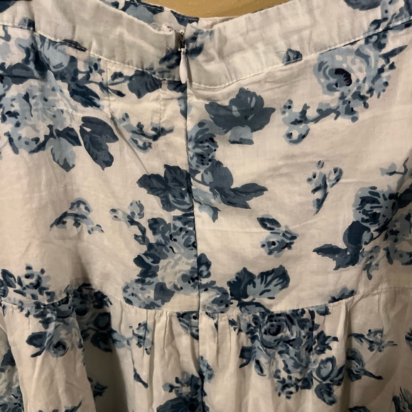 DRA Los Angeles Set Top Sleeve Less- Ruffled Skirt  Floral  Size M- F - Picture 7 of 13